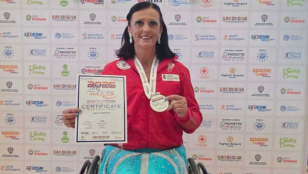 Große Freude bei Sanja Vukasinovic nach Weltcup-Silber in Italien.