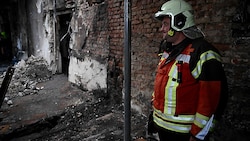 In den oberen Stockwerken des Regierungsgebäudes herrscht große Zerstörung. Doch beinahe wäre ...