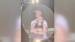 Ein Konzert, ein Kuss – und plötzlich Schlagzeilen im ganzen Land: Kristin Cabot, Managerin in ...