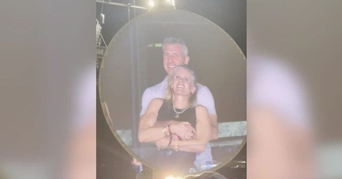 Andrew Cabot speaks out after viral kiss cam incident at Coldplay ...