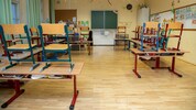In der Pandemie blieben viele Klassen leer. Und nicht wenige Eltern pfiffen dann gleich ...