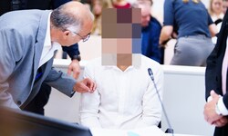 Der Vater zu Prozessbeginn.