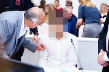 Der Vater zu Prozessbeginn.