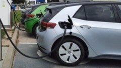 In Norwegen sind Elektroautos alltäglich: 2025 war fast jedes neue Fahrzeug ein E-Auto. ...