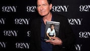 Der Star packt in seine Memoiren „The Book of Sheen“ aus. 