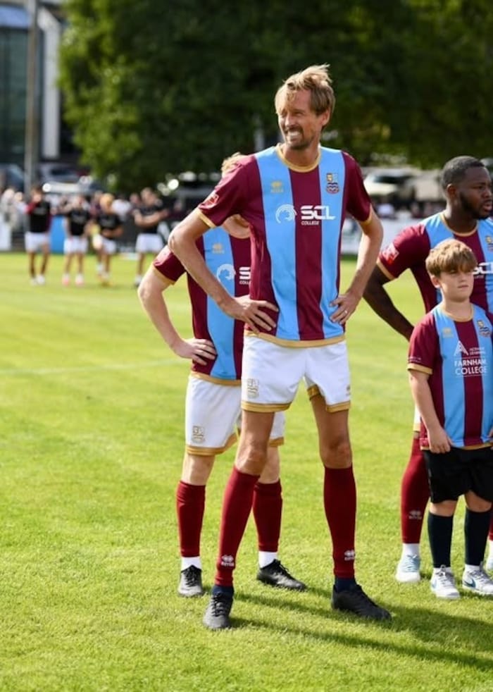 Peter Crouch als „Einlaufkind“