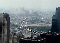 Bilder zeigen Rauchschwaden über Doha, der Hauptstadt von Katar.