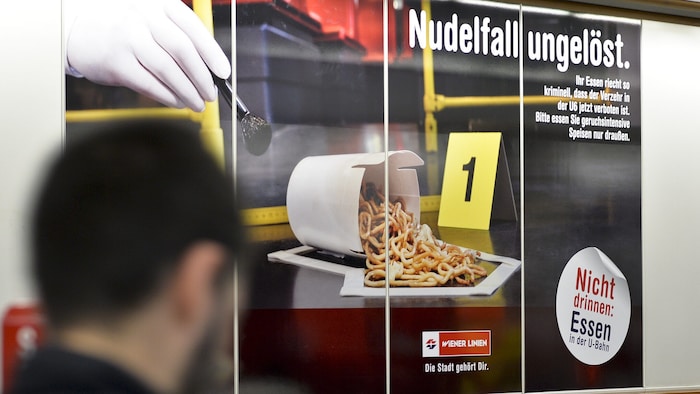 In den Öffis herrscht Essverbot – also theoretisch.