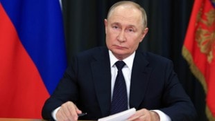 Als Putin gerade in seinem geliebten Sotschi weilte, griff Kiew wieder an.