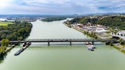 Die bestehende Donauquerung muss saniert und dafür im Sommer 2028 für drei Monate gesperrt ...