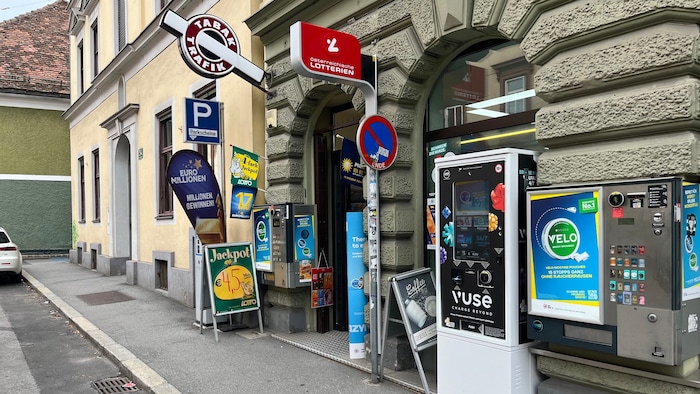 Die Trafik befindet sich in der Grazer Münzgrabenstraße.