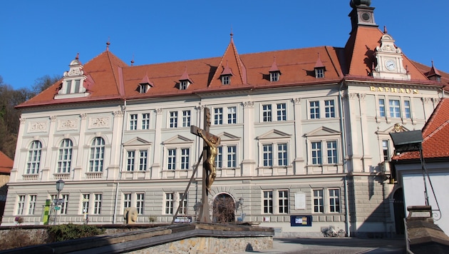 Die Stadt Wolfsberg hat, wie viele andere Kärntner Gemeinden, mit finanziellen Schwierigkeiten ...