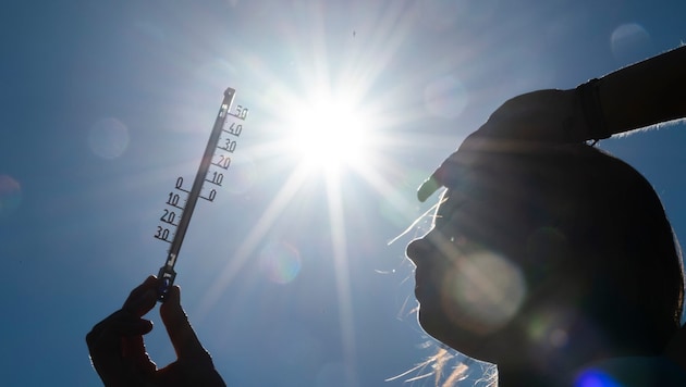 Temperatures are expected to exceed 35 degrees in all state capitals. In Vienna, the temperature ...