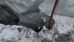 In diese Gletscherspalte stürzte die Frau.