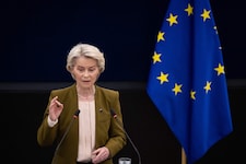 EU-Kommissionspräsidentin Ursula von der Leyen möchte den Schutz der Kinder vor die Gewinne der ...