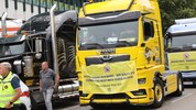 Nächstes Jahr sollte die LKW-Maut um weitere 10 Prozent angehoben werden. Mit einer Demo-Fahrt ...