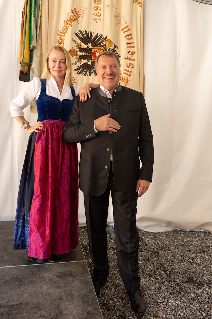 Oberschützenmeister Heinz Hagen mit Ehefrau Elena.