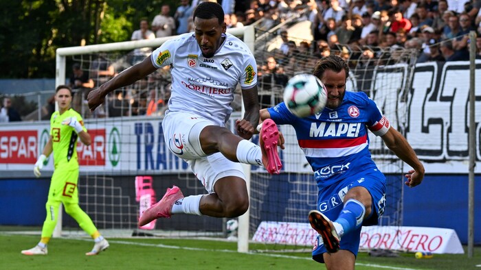Altachs MArlon Mustapha (l.) meldet sich nach der Länderspielpause zurück.