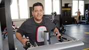 Normalerweise trainiert Tony Wegas mehrmals in der Woche, versucht sich fit zu halten. Das ist ...