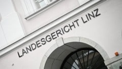 Ein frecher Betrugsfall soll am Mittwoch in Linz verhandelt werden (Symbolbild)