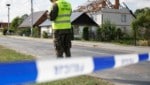 Nach dem Abschuss der russischen Drohnen suchten die Behörden mithilfe der Zivilbevölkerung nach ...