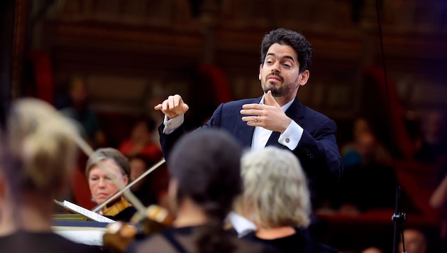 Lahav Shani – hier noch als Dirigent der Rotterdammer Philharmoniker – wird der neue ...