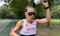 Julia Mayer