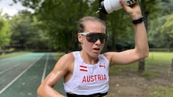 Julia Mayer