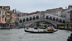 Es handelt sich bereits um den zweiten antisemitischen Vorfall in Venedig innerhalb eines ...