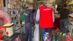 Marktamt und Polizei im Geschäft – jetzt erfolgte der Zugriff nach mehrtägiger Observation.