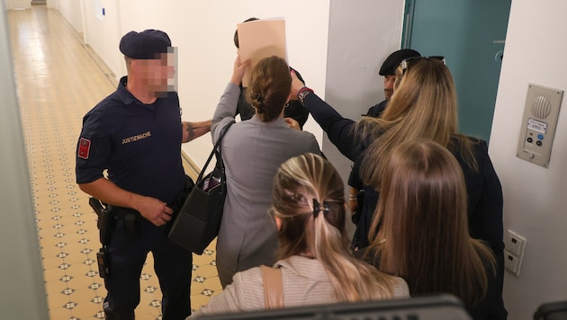 Der 20-Jährige wurde aus der Untersuchungshaft vorgeführt.