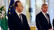 Mario Kunasek (rechts) und Karlheinz Kornhäusl wollen, dass der Bund auf Steuer verzichtet. 