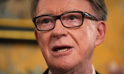 Peter Mandelson stand in Verbindung mit Jeffrey Epstein.