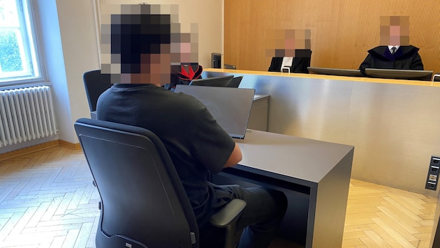 Nicht zum ersten Mal musste der inzwischen 16-Jährige Syrer am Landesgericht in Feldkirch ...