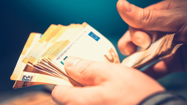 Ob Buslenker oder Pflegekraft – Beschäftigten, die jeden Tag unverzichtbare Arbeit leisten, soll ...