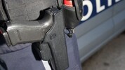 Im Zuge des Einsatzes gaben die Polizisten Warnschüsse ab (Symbolbild).