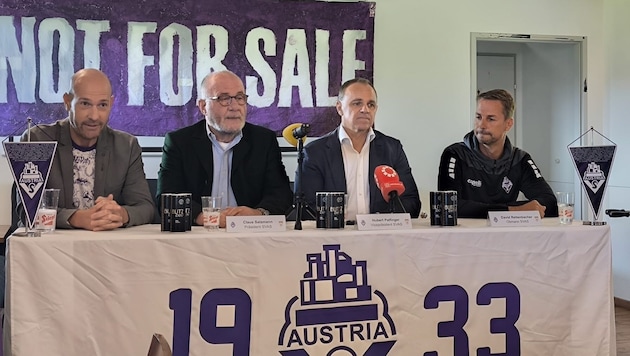 Pressesprecher Alex Hütter, Präsident Claus Salzmann, Vizepräsident Hubert Palfinger und Obmann ...