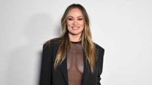 Olivia Wilde wählte ein sehr gewagtes Outfit – und zeigte ungeplant mehr als sie wollte ...