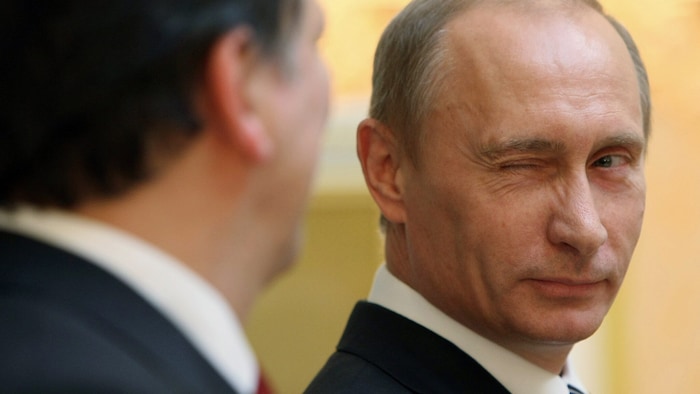 Wladimir Putins (im Bild) Schatzmeister hat erklärt, dass der Kreml zur Deckung seines ...