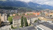Räumlich stehen sich Medizin-Uni und Tirol Kliniken in Innsbruck sehr nahe. Aber nicht immer ...