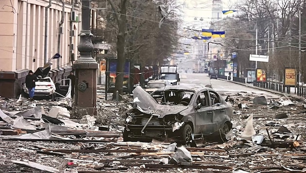 Erschütternde Bilder aus dem Ukraine-Krieg heizen die Diskussion um die Sicherheit in Europa ...