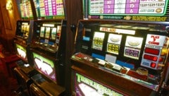 Der Angeklagte zweigte große Geldsummen aus Spielautomaten seines Arbeitgebers ab. 