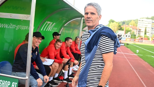Didi Kühbauer sieht Rapid und Chefcoach Peter Stöger (li.) als die Bundesliga-Topfavoriten.