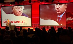 Der neue Vorsitzende der SPÖ Oberösterreich, Martin Winkler, bei seiner Rede am Samstag in Linz: ...