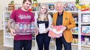 Marie-Christine und Kevin bringen mit ihrer Firma neues Leben nach Moosburg. Bürgermeister Gaggl ...