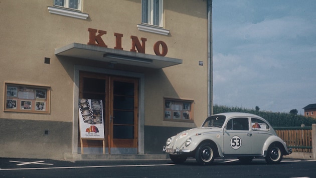 Das alte Kino-Schild existiert heute nicht mehr, weil es schon zu verrostet war.