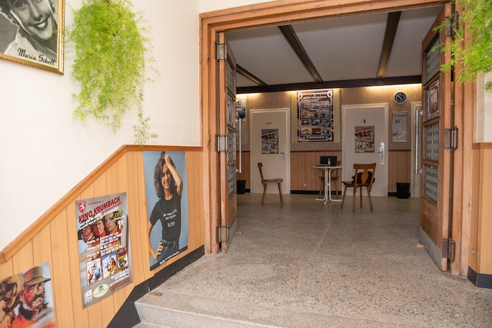 Betritt man das liebevoll erhaltene Lichtspielhaus, werden sofort Erinnerungen an früher ...