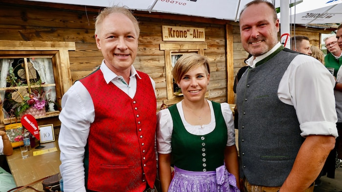Steirer unter sich: Nici Schmidhofer mit „Krone“-Geschäftsführer Gerhard Valeskini (l.) und ...