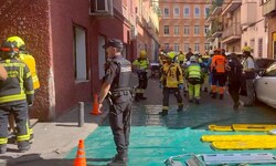 Einsatzkräfte am Unglücksort in der spanischen Hauptstadt.