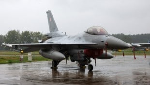 Ein Kampfflugzeug der polnischen Luftwaffe.